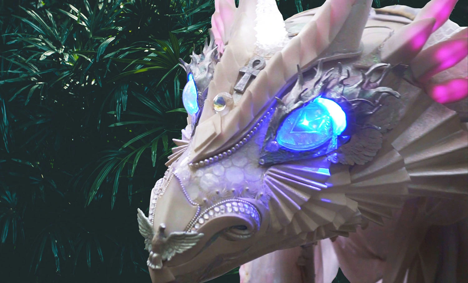 Dragon LED Crown Yourself Dakini Agency Josephine Seeger